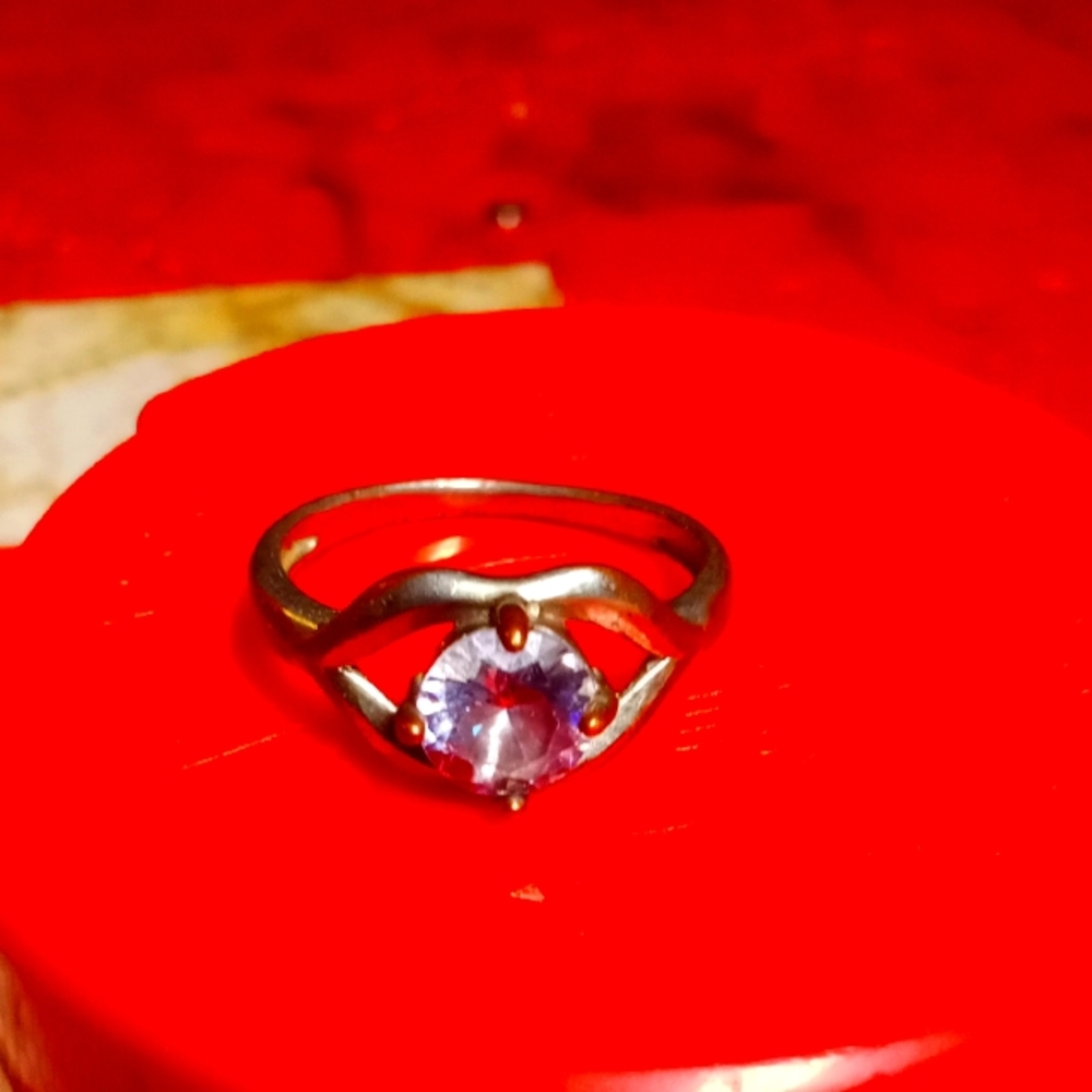 Women's ring